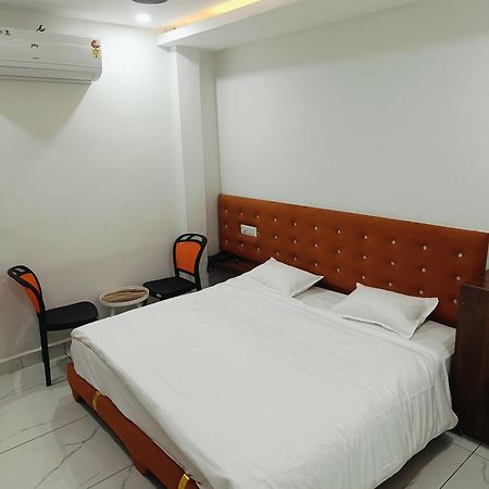 Hotel Shree Kedar Palace Ujjain Eksteriør bilde