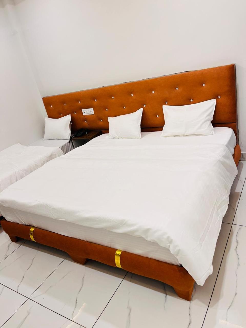 Hotel Shree Kedar Palace Ujjain Eksteriør bilde